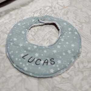 Babero personalizado estampado estrellas